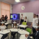 Обществото очаква активен политически ход от президента